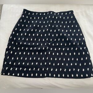 H&M unworn navy blue A-Line Skirt with White Pattern